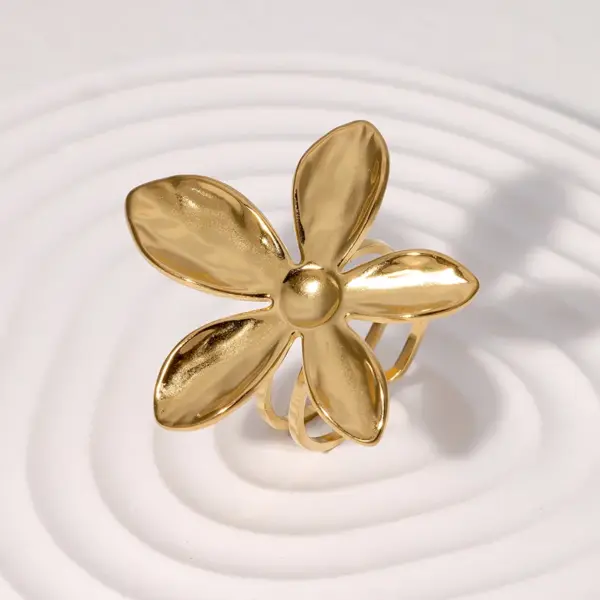 Wholesale PVD Coated Real Gold Plated 18K Gold Flower 304 Stainless Steel Vacation IG Style Waterproof Non Tarnish Open Rings