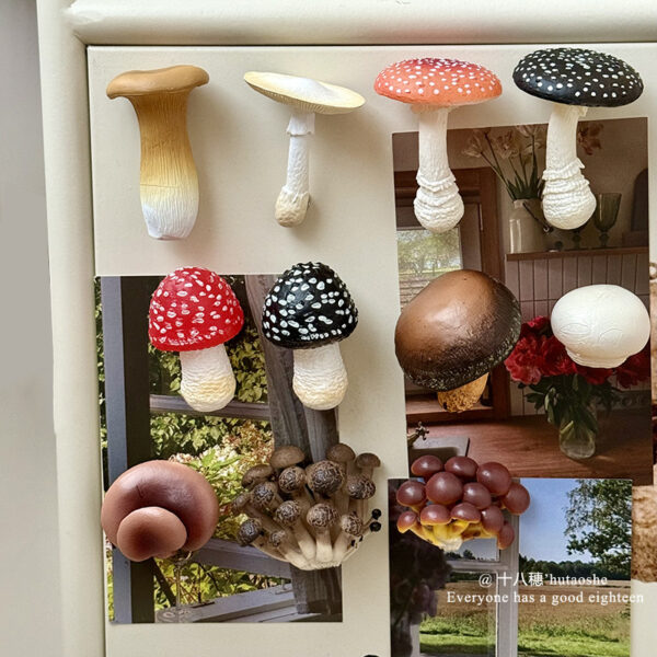 Wholesale Simulation Mushroom Mushroom Mushroom Refrigerator Sticker Magnetic Adsorption Decoration Sticker Creative Home Decorations Magnetic Sticker