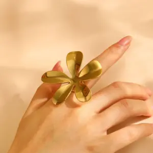 07 18K Real Gold Flower A- 704