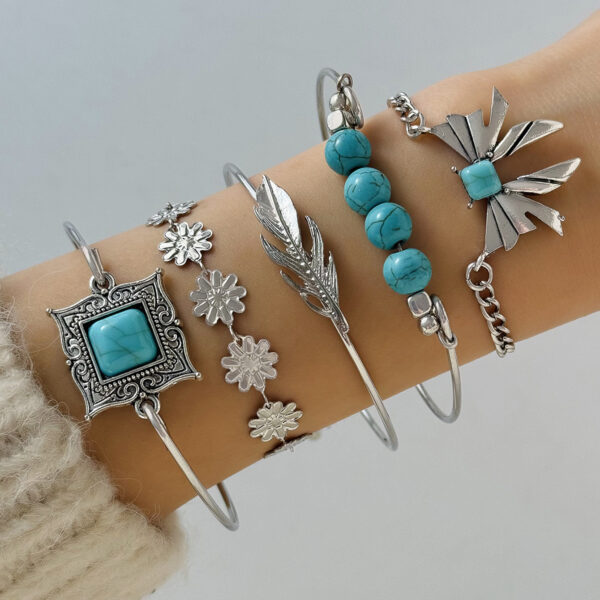 Wholesale Bohemian Style Set Turquoise Leaf Bracelet Ethnic Style Bow Flower Turquoise Bracelet suit