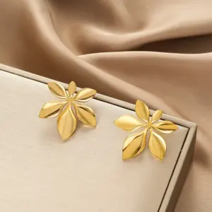 E1387-A (Gold Stud Earrings Pairs)