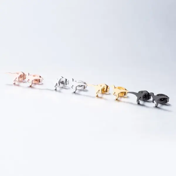 PVD Coated 18K Gold Real Gold Plated Dinosaur 304 Stainless Steel Simple Style Waterproof Non Tarnish Ear Studs