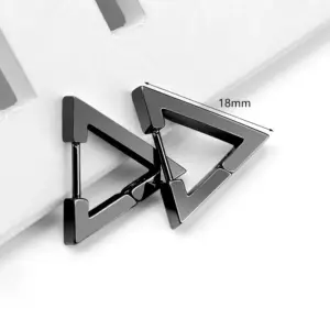 Large Triangle Black 18mm One Piece