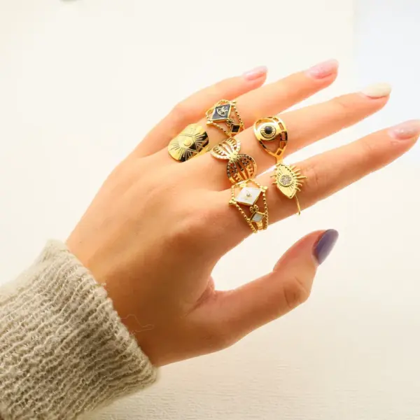 Wholesale PVD Coated 14K Gold Real Gold Plated Devil'S Eye 304 Stainless Steel Fashion Waterproof Non Tarnish Open Ring