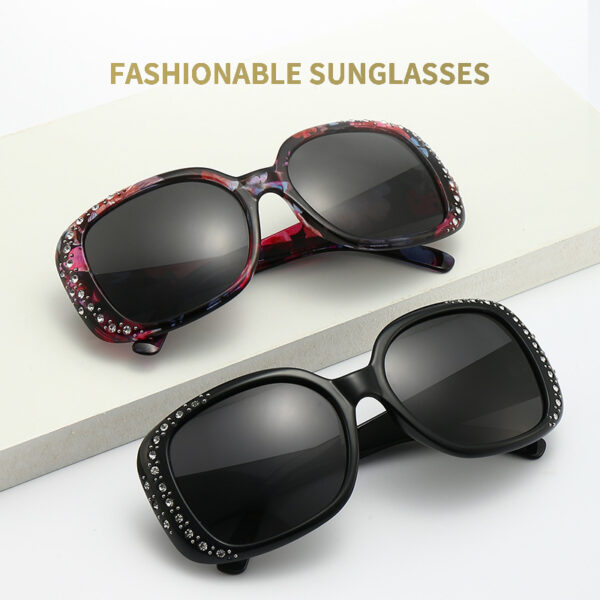 Wholesale European and American new fashion sunglasses with diamond polarized women's glasses trendy retro big face Slimming Factory