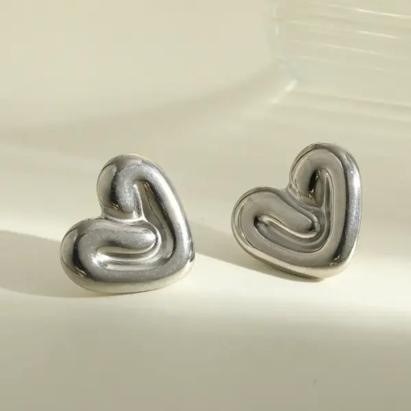 Wholesale 18K Gold Plated 304 Stainless Steel Vacuum Electroplating (In Furnace) Heart-Shaped Three-Dimensional Earrings Valentine's Day Gift