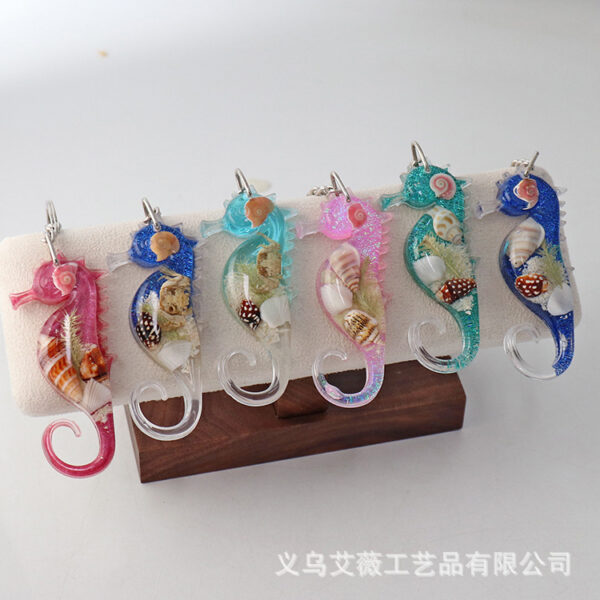 oly-2f53fdfafe42996112160535a3817516 Wholesale Seaside Explosions Seahorse Keychain Laser Color Pendant Tourist Souvenir Marine Creative Jewelry Marine Keychain