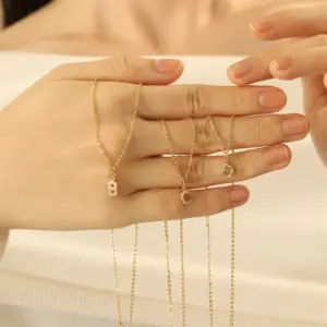 Wholesale Jewelry Fashion Letter Copper Diamond Necklace