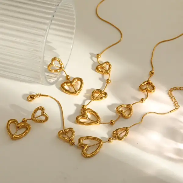 Wholesale 304 Stainless Steel Vacuum Electroplating (In Furnace) Plated 18K Real Gold Love Heart Necklace/Bracelet/Earrings