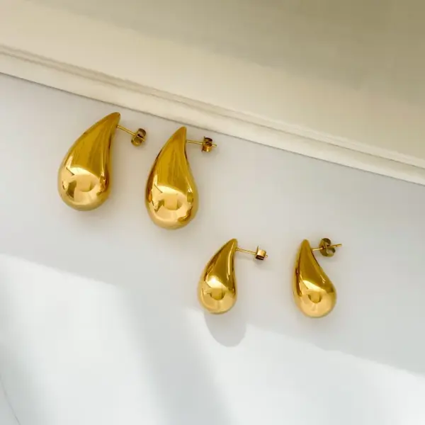 Simple Style C Shape Oval Water oplets Titanium Steel Plating Ear Studs 1 Pair