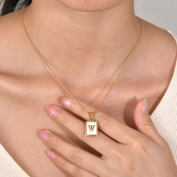 Wholesale Jewelry Elegant Simple Style Letter 304 Stainless Steel Shell Gold Plated Plating Inlay