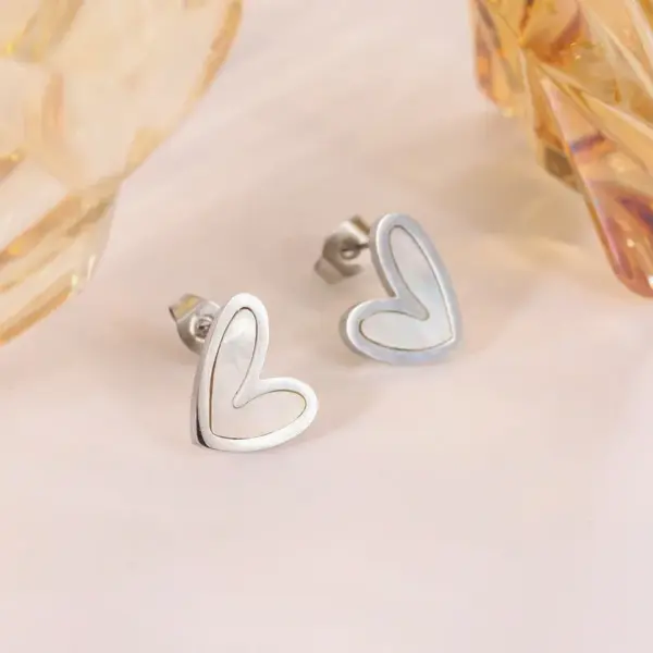 Wholesale 304 Stainless Steel Plastic Heart Shape Ion Plating (IP) Shell 18K Gold Plated Elegant Cute Sweet Waterproof Non Tarnish Plating Inlay Gold Earrings Necklace
