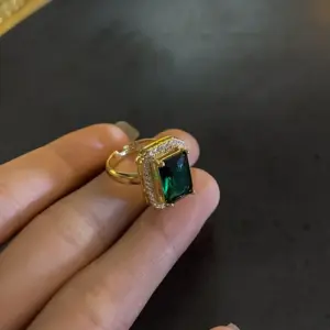 Diamond Crystal Ring