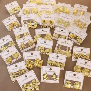 304 Stainless Steel Triangle Pentagram Flower Electroplating Stone-Free Golden Plated Elegant Simple Style Waterproof Non Tarnish Ear Studs