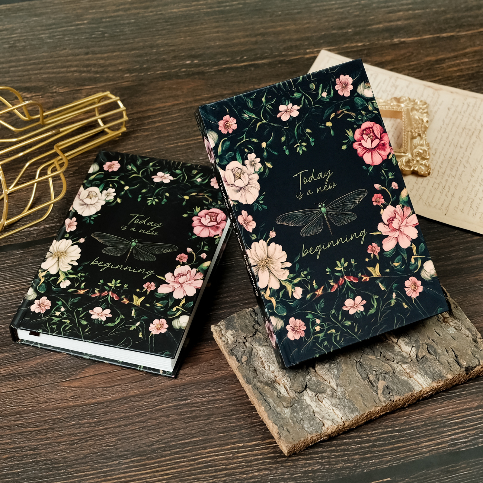 Wholesale New high-value lie rose series rtable notebook meeting record book foreign trade wholesale book in stock