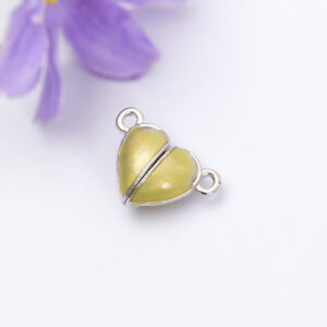 04 light yellow