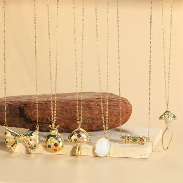 Wholesale 14K Gold Plated Copper Electroplating Zircon Ladybugs Mushroom Bow Knot Plating Inlay Simple Style Pendant Necklace For Women's