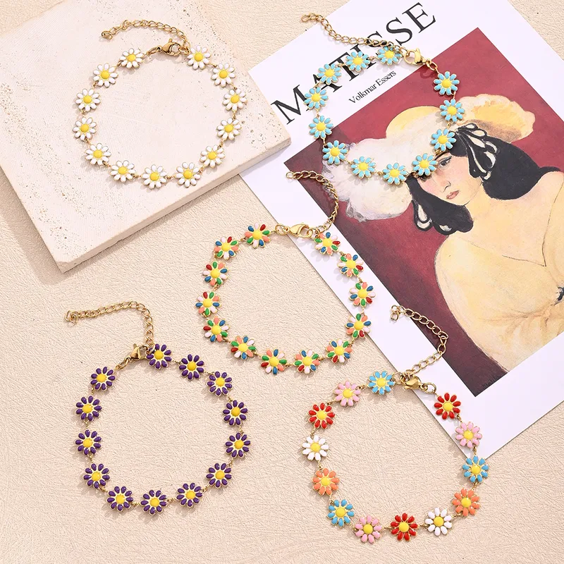 Wholesale Bohemian Simple Style IG Style Simple Flower Petal 304 Stainless Steel 18K Gold Plated Bracelets In Bulk