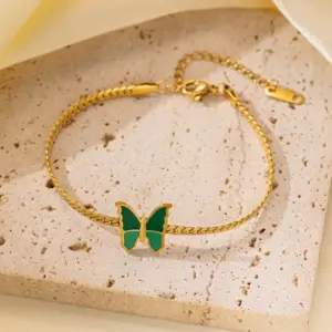 Qye2047 Green Butterfly Bracelet / Gold