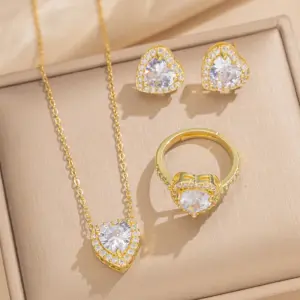 8852 Gold White Zircon Love Three-Piece Set