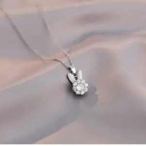 X1120 Steel Color Rotating Rabbit Necklace [With Pendant]