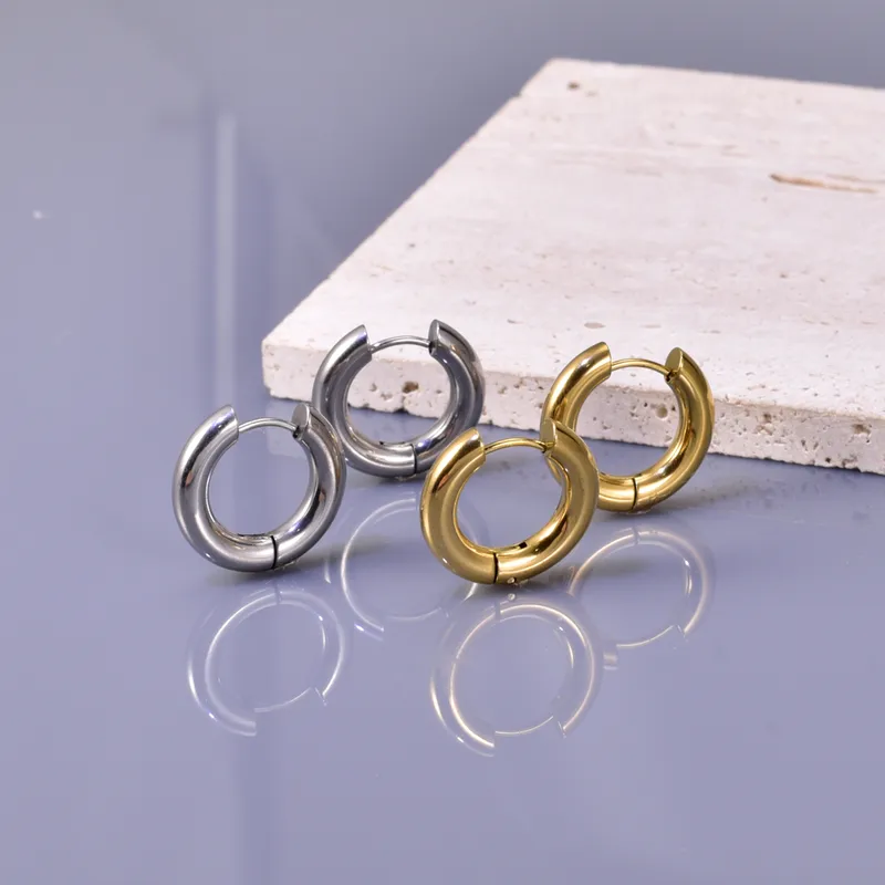 Wholesale 304 Stainless Steel Geometric Ion Plating (IP) 18K Real Gold Plated 18K Gold Simple Style Commute Waterproof Non Tarnish Gold Earrings