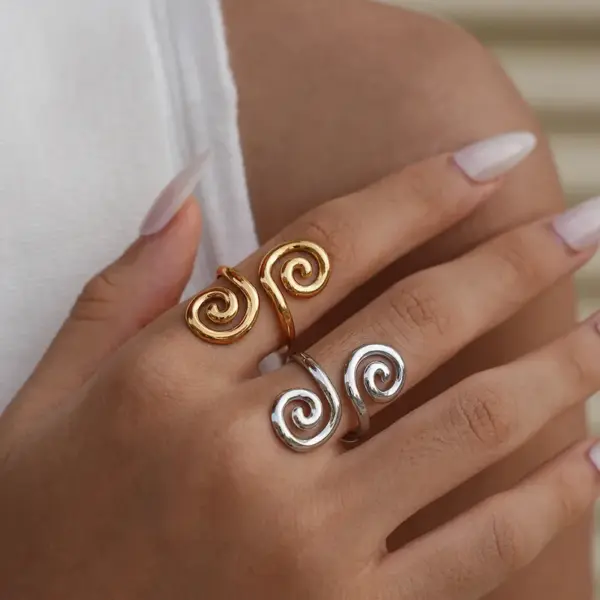 Wholesale Summer Ladies' 18K Gold Plated Stainless Steel Geometric Hollow Out Open Ring Adjustable Size Casual Wear Elegant Design