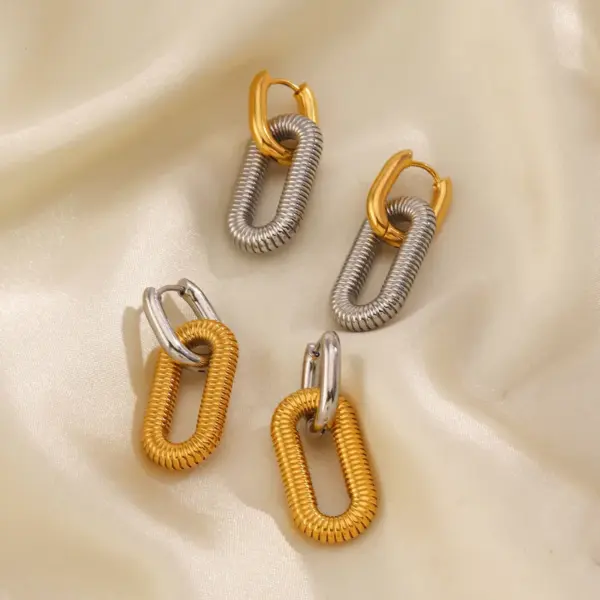 Wholesale 304 Stainless Steel Oval PVD Coated 18K Gold Plated Simple Style Waterproof Non Tarnish Gold Steel Color Drop Earrings