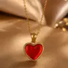 Wholesale 304 Stainless Steel Plastic Heart Shape Ion Plating (IP) 18K Gold Plated Princess Vintage Style Classic Style Waterproof Non Tarnish O-shaped Chain Lobster Trigger Clasp Closure Pendant Necklace