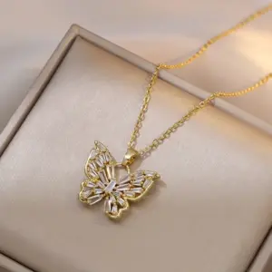 X1871 Butterfly Necklace