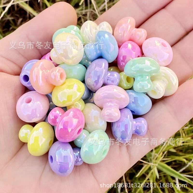 Wholesale Small mushroom acrylic macaron 3D vertical beaded string