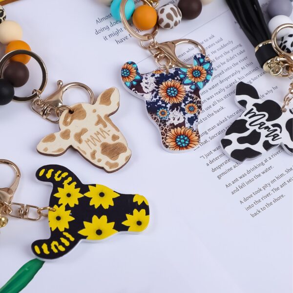 Wholesale Western-style silicone beaded tassel wooden keychain