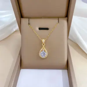 E412 White Titanium Steel Chain Copper Pendant