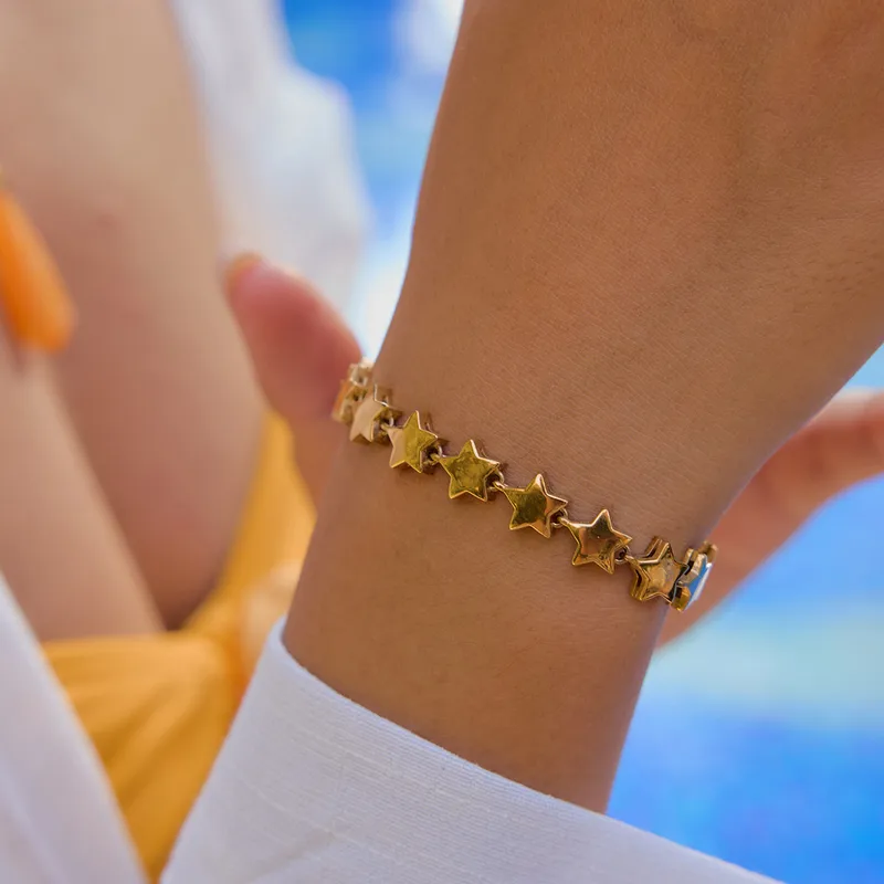 Wholesale 304 Stainless Steel Star PVD Coated Real Gold Plated Classic Style Waterproof Non Tarnish Tennis Chain Safety Clasp Closure Bracelets