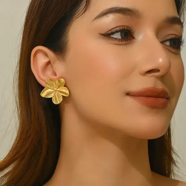 Wholesale 1 Pair Sweet Streetwear Flower Petal Flowers 304 Stainless Steel Imitation Gold Electroplating Ear Studs