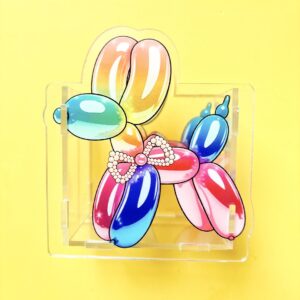 B447 - Balloon Dog Pen Holder