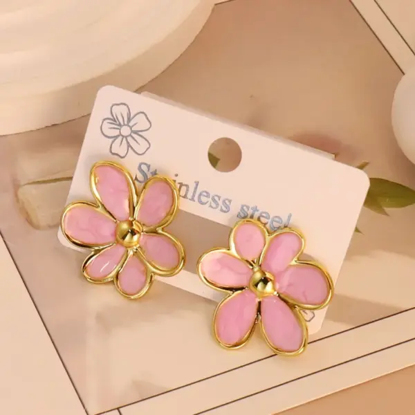 Wholesale Ion Plating (IP) 18K Gold Plated Round Square Flower 304 Stainless Steel Simple Style Waterproof Non Tarnish Ear Studs