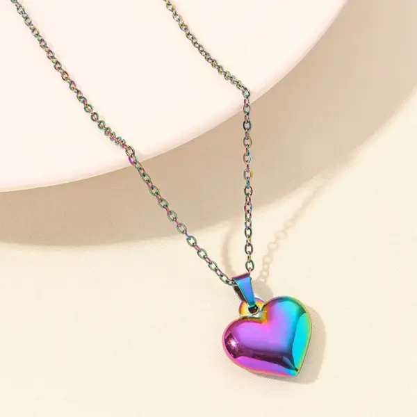Wholesale PVD Coated Real Gold Plated 18K Gold Heart Shape 304 Stainless Steel Elegant Cute Waterproof Non Tarnish Pendant Necklace