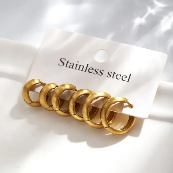 Wholesale Simple IG Style Hoop Earrings For Women Made Of 304 Stainless Steel With 18K Real Gold Plating