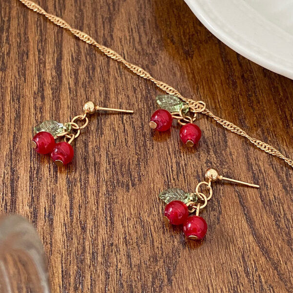 Wholesale Cherry red necklace