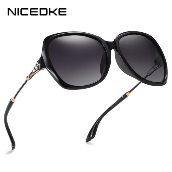 Wholesale Factory direct sales ladies sunglasses polarized sunglasses HD two-color lenses UV-proof polarized glasses 8881