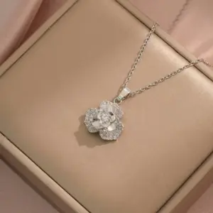 X3700 Steel Rotating Necklace