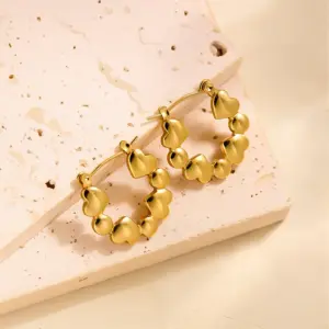 EH0100 Earrings / Gold