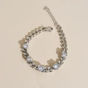 Aps960 White Gold Color + White Heart