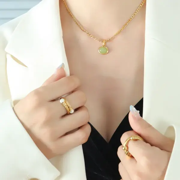 PVD Coated Real Gold Plated 18K Gold Oval 304 Stainless Steel Elegant Waterproof Non Tarnish Earrings Necklace