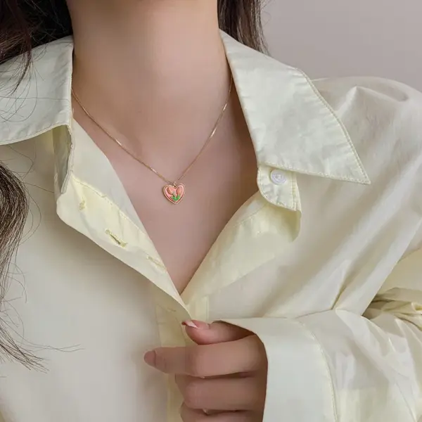 Wholesale Titanium Steel Sweet Heart Shape Flower Plating Necklace