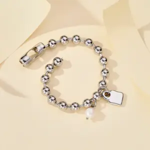 Silver / One Size / Lock