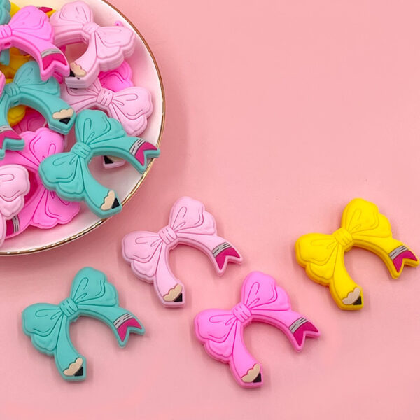 Wholesale Strict selection of Amazon new products factory direct focus silicone beads bow loose beads beaded jewelry accessories