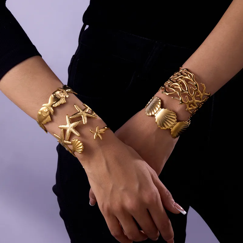 Wholesale Vacation Classic Style Starfish 304 Stainless Steel Bangle In Bulk