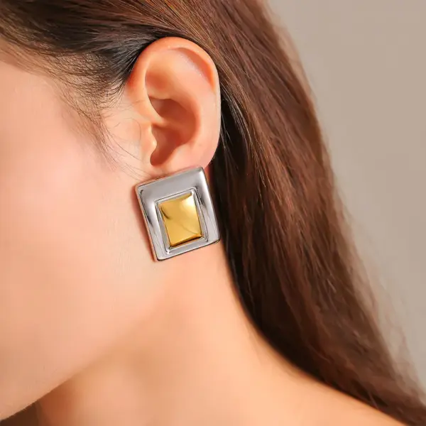 Wholesale PVD Coated Real Gold Plated 18K Gold Rectangle 304 Stainless Steel Elegant Retro Roman Style Waterproof Non Tarnish Ear Studs